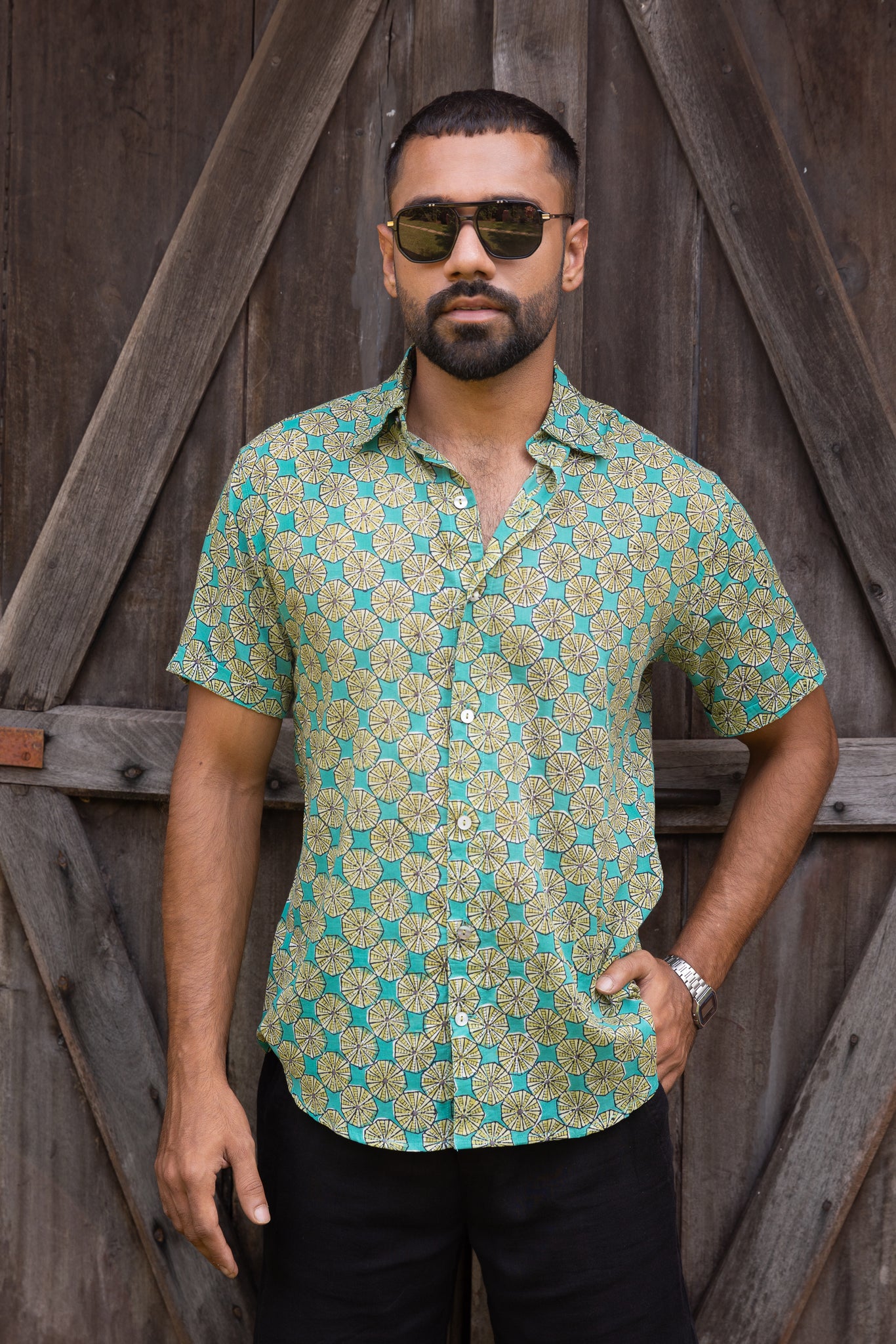 Africa Shell Green - Short Sleeve