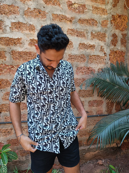 Wild Palm Black Shirt - Short Sleeve