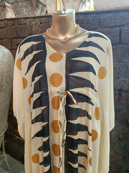 Nomusa Kaftan - Black & Gold
