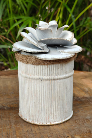 Camelia Candle