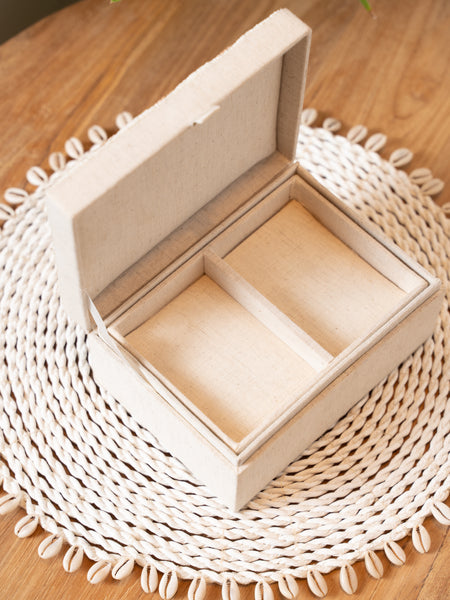 Douze Jewellery Box