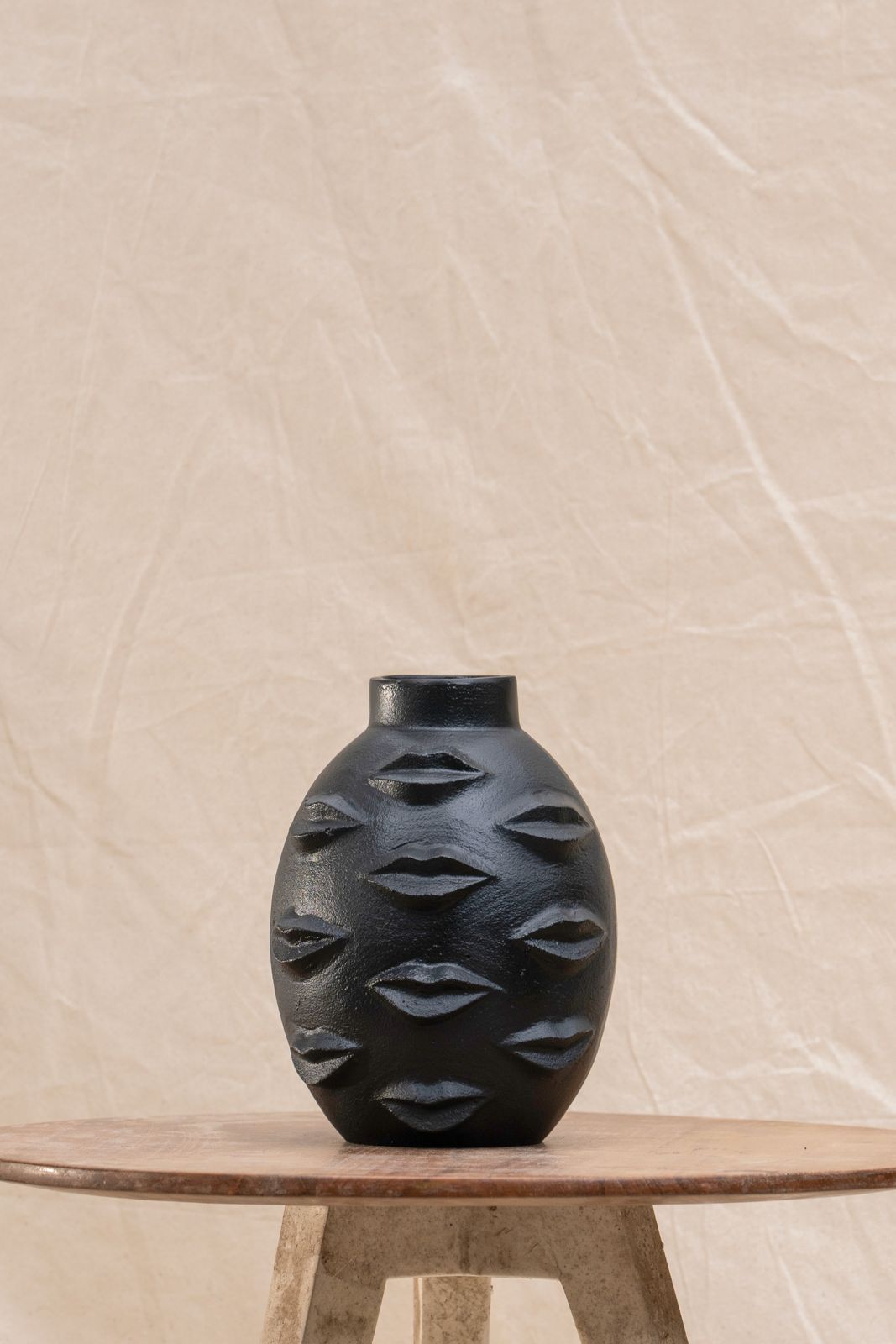 Lips Vase