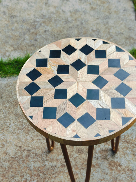 Indy Peg Table - Black Geo