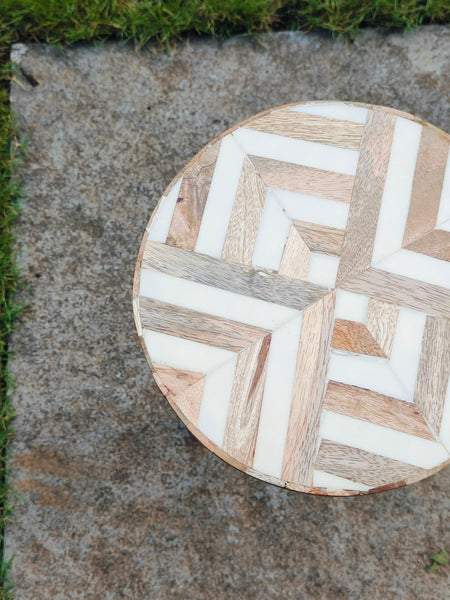 Indy Peg Table - White Geo