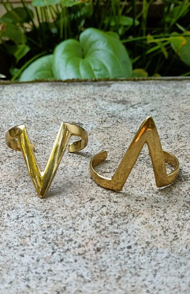 V Bracelet