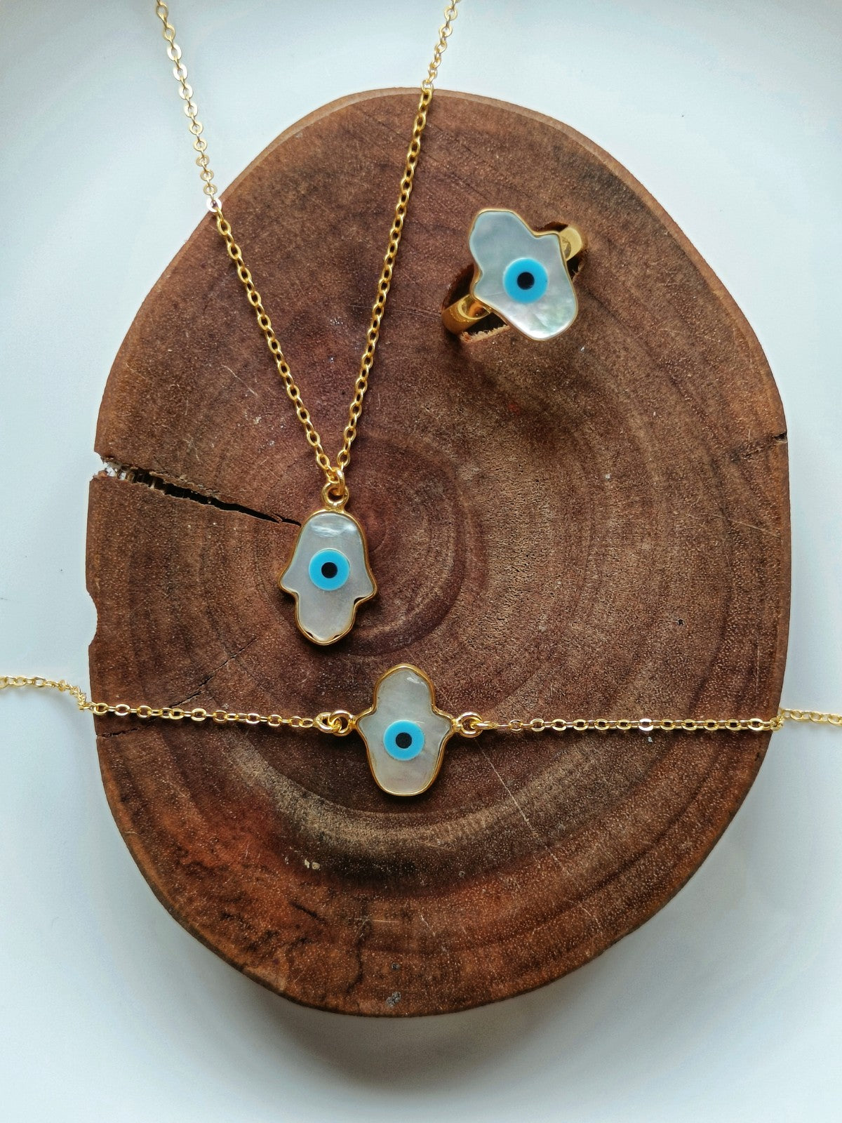 Humza Necklace