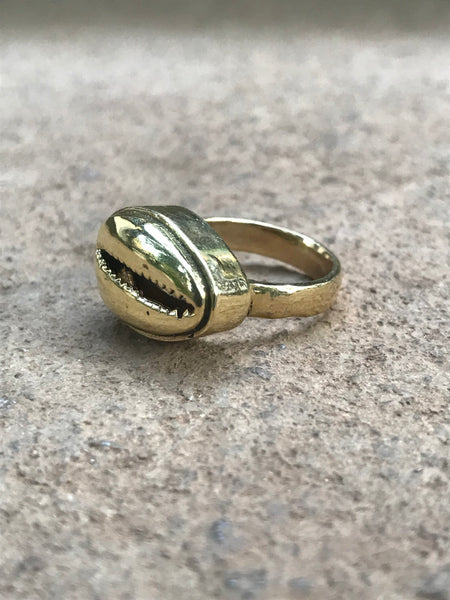 Cowrie Ring