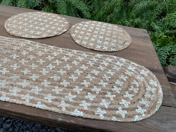 Crossed Jute Braided Runner